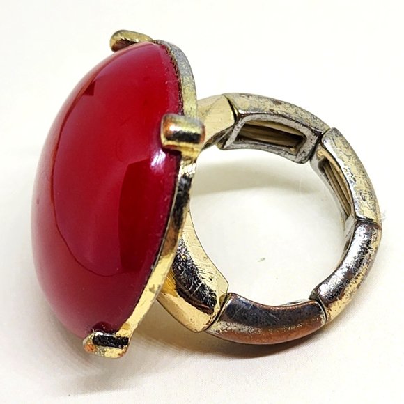Chunky Red Round Cabachon Acrylic Stone Prong Set Stretch Fashion Ring - Picture 3 of 6